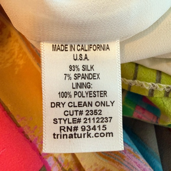 Trina Turk Multicolor V-Neck Dress watercolor patchwork - Picture 5 of 7